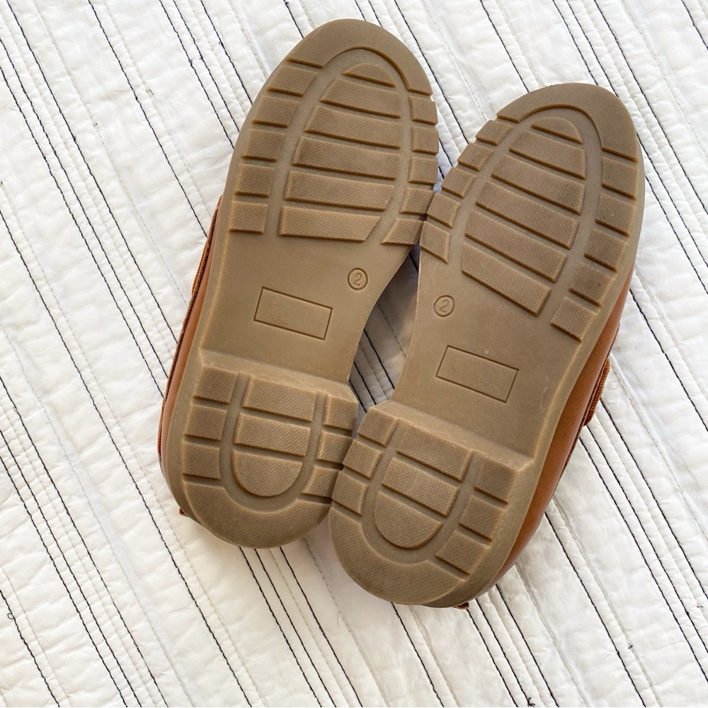 GAP Boys Lace-up Loafers Boat Shoes in Toffee Brown size Gradeschool Boys 2 - Picture 5 of 7